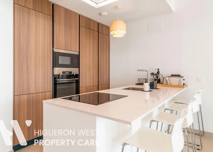 アパート Seaviews Reserve Collection - La Vista Mar Azul By Hwpc フエンヒロラ