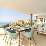 דירה Seaviews Reserve Collection - La Vista Mar Azul By Hwpc פואנגירולה