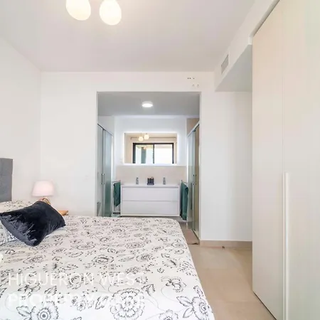 Seaviews Reserve Collection - La Vista Mar Azul By Hwpc * פואנגירולה
